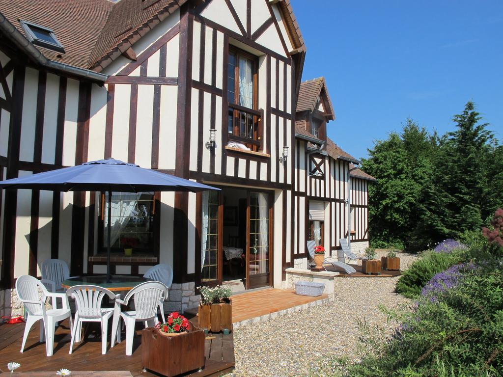 Le Mont D'Auge Bed and Breakfast Canapville  Buitenkant foto
