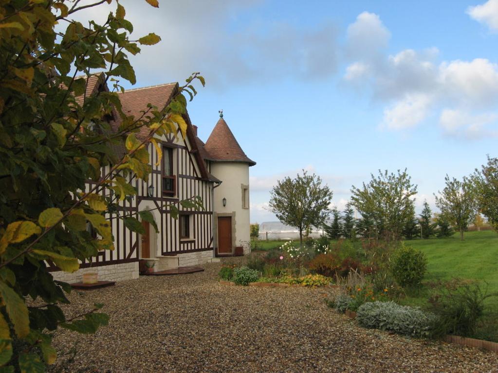 Le Mont D'Auge Bed and Breakfast Canapville  Buitenkant foto